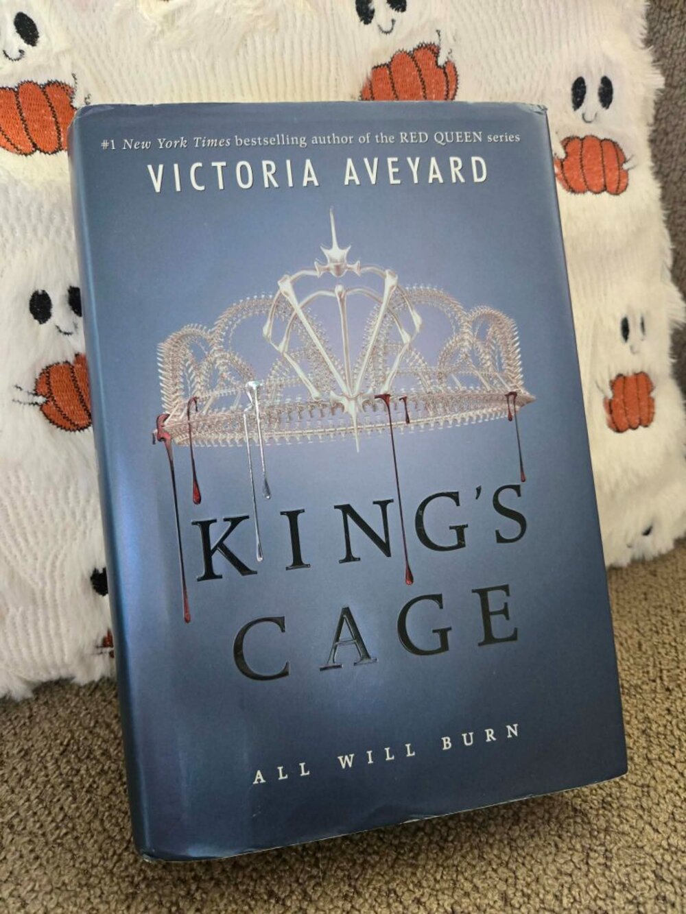 Kings Cage- Book 3 in the red queen series